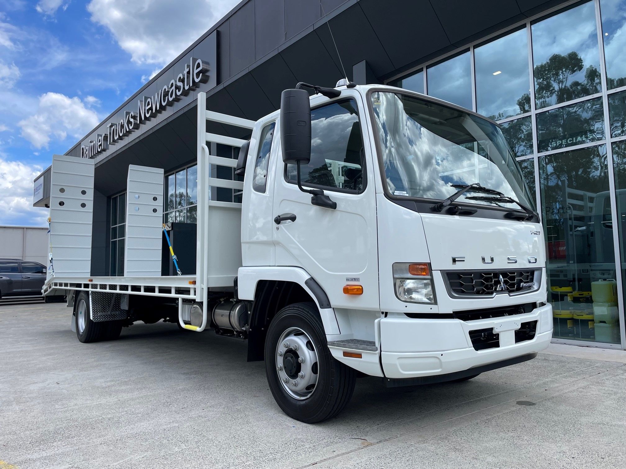 Fuso Fighter 1427